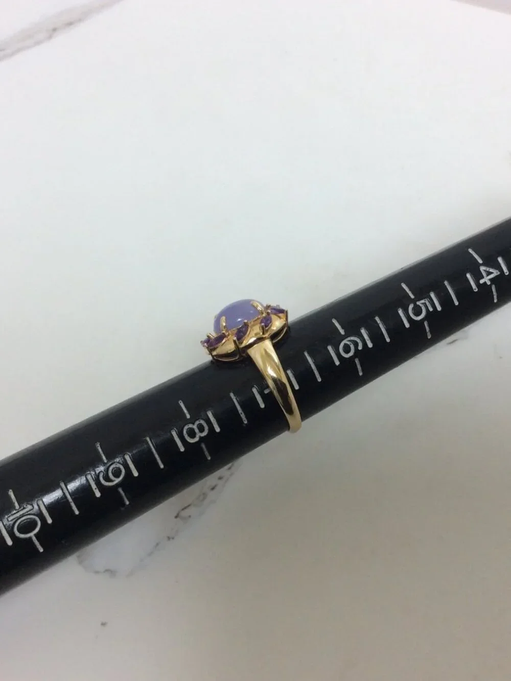 Vintage Cabochon Lavender Jade and Amethyst 14k Yellow REAL Gold Ring 3.6gr
